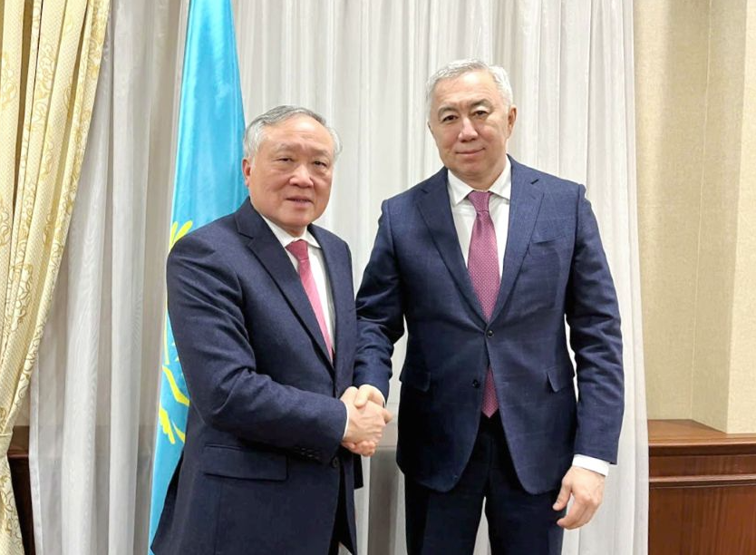 Xây dựng hành lang kết nối kinh tế - tài chính Việt Nam và Kazakhstan